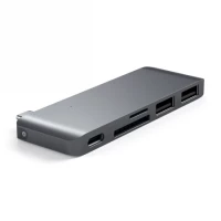 Ilustracja produktu Satechi Type-C USB Passthrough Hub - aluminiowy Hub do urządzeń mobilnych USB-C Space Gray