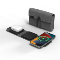 Ilustracja produktu Mophie Snap+ travel charger - bezprzewodowa ładowarka podróżna kompatybilna z MagSafe (black)
