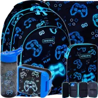 Ilustracja produktu AstraBag Zestaw Szkolny 5el Plecak AB300 Go Playing 502024100 + Worek 507024013 + Piórnik 503024061 + 511025005 + 511025006