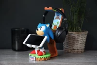 8.  Stojak Sonic The Hedgehog Edycja Deluxe + Podstawka na Słuchawki - 20 cm