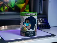 8. Stojak na Słuchawki Minecraft Steve