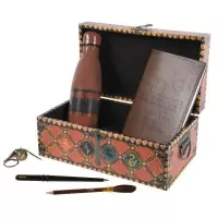 2. Zestaw Prezentowy Harry Potter Premium - Kufer Quidditch