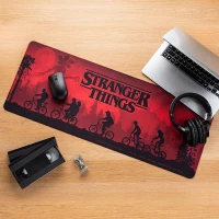 4. Mata na Biurko - Podkładka Pod Myszkę Stranger Things Classic Logo