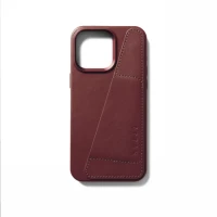 3. Mujjo Full Leather Wallet Case - etui skórzane do iPhone 15 Pro Max kompatybilne z MagSafe (burgundy)