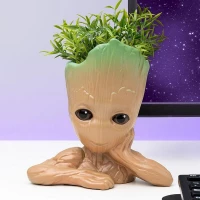 3. Przybornik na Biurko - Doniczka Marvel Groot