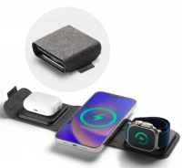 3. Mophie travel charger - ładowarka do 3 urządzeń wspierająca ładowanie MagSafe (black)