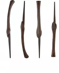 4. Harry Potter Długopis Różdżka + Stojak z Zakładką 3D - Bellatrix Lestrange