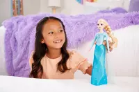 1. Mattel lalka Śpiewająca Elsa Mam Te Moc HMG36
