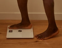 3. Withings Body Comp - waga z analizą masy ciała oraz pomiarem tętna. Wyrób medyczny (white)