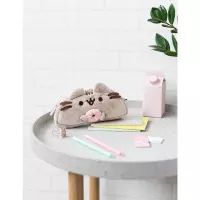 4. Piórnik Pluszowy Pusheen - Donat