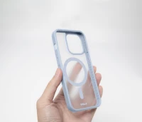 2. LAUT Huex Protect - obudowa ochronna do iPhone 15 Plus kompatybilna z MagSafe (light blue)