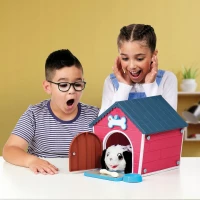 2. Cobi Little Live Pets Interaktywny Piesek z Domkiem Maskotkaa Niespodzianka  Dalmatyńczyk ET26483