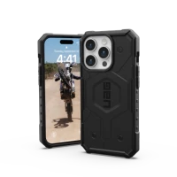 2. UAG Pathfinder Magsafe - obudowa ochronna do iPhone 15 Pro (black)