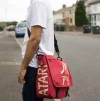 7. Torba na Ramię Atari
