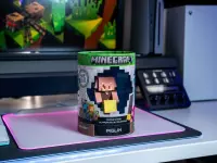 6. Stojak na Słuchawki Minecraft Piglin