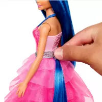 9. Mattel Lalka Barbie Sappsire Szcypta Magii Skrzydlaty Jednorożec HRR16