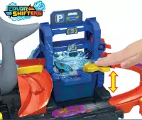 1. Hot Wheels City Ultra Myjnia Rekina HTN82