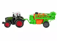 7.  Mega Creative Traktor + Akcesoria 545181