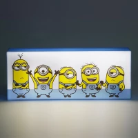 4. Lampka Minionki - Postacie