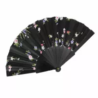 1. Mega Creative Wachlarz w Kwiaty 23cm. 556913