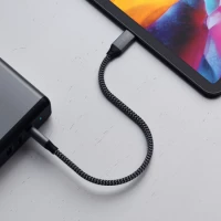 3. Satechi - kabel USB-C - USB-C 25cm 100W Space Gray