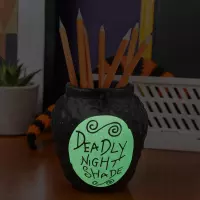 5. Przybornik na Biurko - Doniczka Miasteczko Halloween (świeci w ciemności)