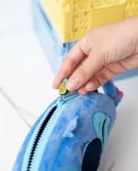 5. Piórnik Pluszowy Disney Stitch