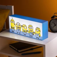 7. Lampka Minionki - Postacie