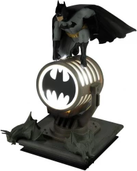 5. Lampka Figurka Batman wysokość: 27 cm