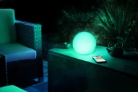 3. Eve Flare - przenośna lampka LED sterowana aplikacją (technologia Thread)