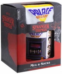 1. Zestaw Prezentowy Stranger Things: Kubek + Skarpetki