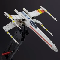 6. Lampka Biurkowa Gwiezdne Wojny Myśliwiec X-wing