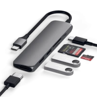 2. Satechi Aluminium Adapter Slim v2 - - Aluminiowy Adapter Podróżny do Urządzeń Mobilnych USB-C Space Gray