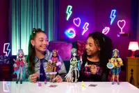7. Mattel Monster High Fest Lalka Lagoona Blue Festiwalowe Stylizacje HXH82
