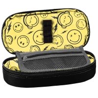 2. BeUniq Piórnik Tuba Usztywniona Smiley SM24LG-013