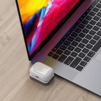 3. Satechi Charging Dock for AirPods - Stacja Dokująca USB-C do Apple Airpods