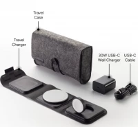 2. Mophie travel charger - ładowarka do 3 urządzeń wspierająca ładowanie MagSafe (black)