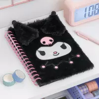 4. Pluszowy Notatnik Kuromi 