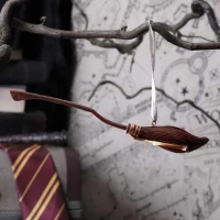7. Harry Potter Nimbus 2000 - Wisząca Ozdoba - 15,5 cm